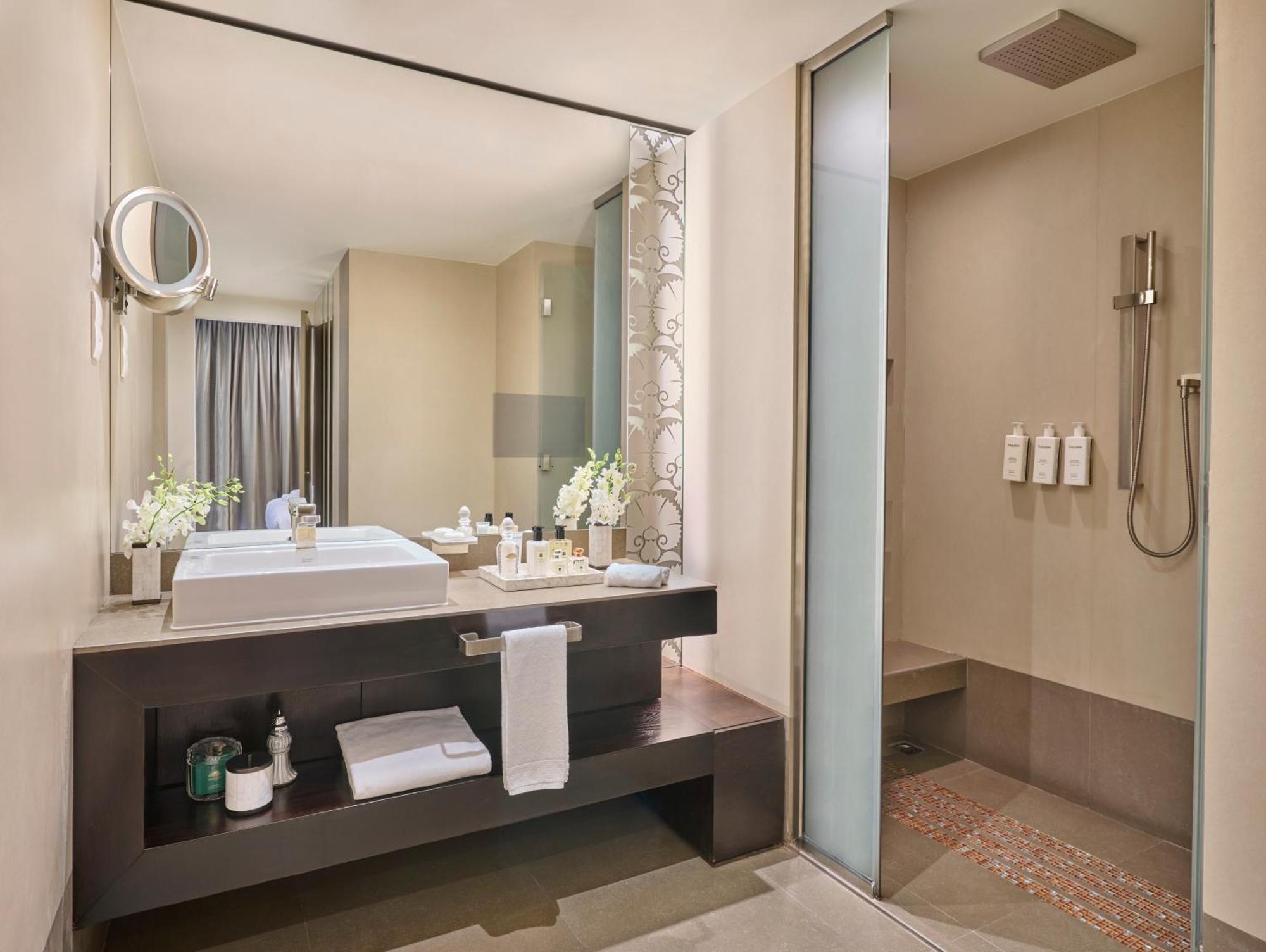 Suite met 1 Slaapkamer (2 Aparte Bedden)